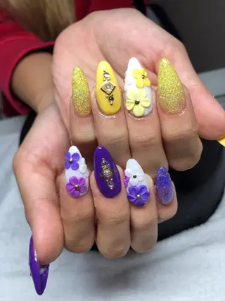 セミロング ネイル 《LB》ラブリエ Nail&eyeのマツエク・マツパデザイン