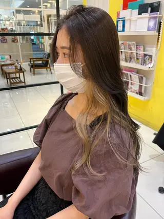 カラー 黒田瀬奈/ボブ まろやかベージュのヘアスタイル