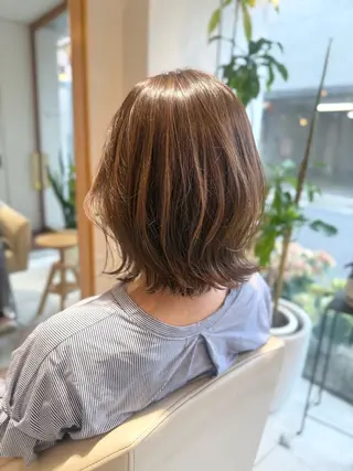 ショート カラー 安永 涼のヘアスタイル