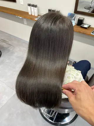 セミロング 縮毛矯正、髪質改善/ 松田 龍之介のヘアスタイル