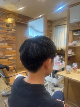 ショート メンズ 透明感カラー💜 モテ髪 空陽💙のヘアスタイル