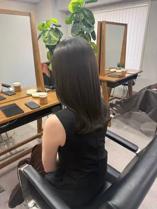 セミロング いけだ ひかり ハイライトくびれヘアのヘアスタイル