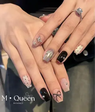 ネイル MQueen ネイルサロンマルのネイルデザイン