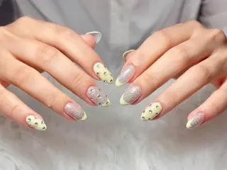 ネイル AURA NAIL🎀💅のネイルデザイン