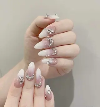 ネイル akina nailsのネイルデザイン