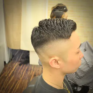 ショート パーマ メンズ BARNEYS BARBERCLUBのヘアスタイル