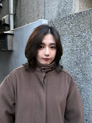ミディアム カラー ミウラ ハナキのヘアスタイル