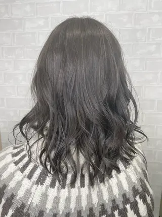 ミディアム カラー sato ayaka |透明感カラー🫧のヘアスタイル