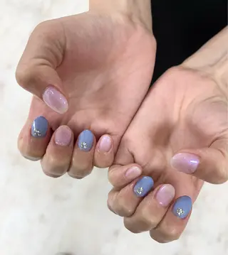 ネイル 吉田 里菜のネイルデザイン
