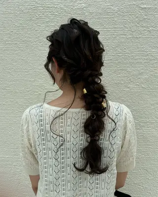 ロング Kazuha /透明感カラーのヘアスタイル