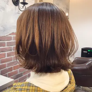 ミディアム カラー レイヤーカット/ 根本瑠実のヘアスタイル