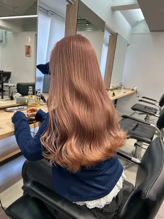 セミロング カラー ハイトーンボブ 前田 表参道　グレージュのヘアスタイル