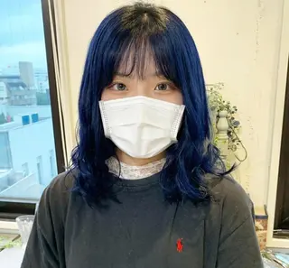 ミディアム カラー ハイトーン🤍 古江 実夢のヘアスタイル