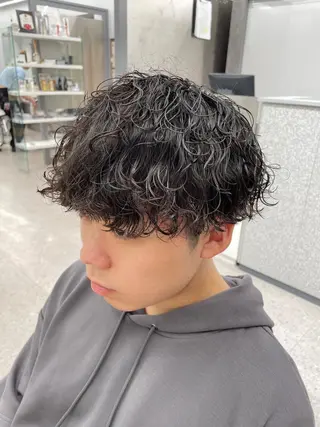 パーマ メンズ 京都河原町 メンズパーマ助川龍哉のヘアスタイル