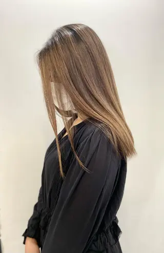 ロング カラー レイヤーカット 赤み消し　店長/大和のヘアスタイル