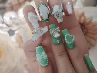 ネイル RUNWAY のネイルデザイン