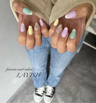 ネイル LAVISH 大和店 🤱子連れ大歓迎のネイルデザイン