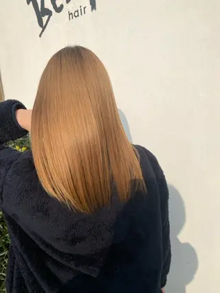 セミロング beat 磯谷のヘアスタイル