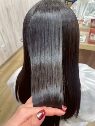 ロング カラー 直井 和佳奈のヘアスタイル