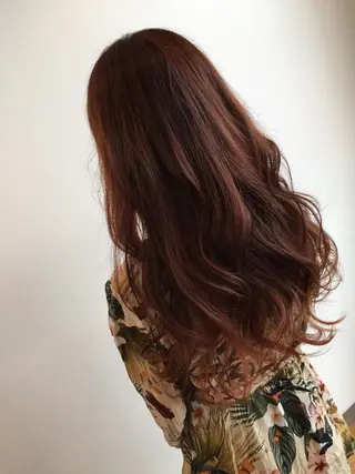 ロング カラー ヘアアレンジ ネイル マツエク・マツパ 井澤 一真のヘアスタイル