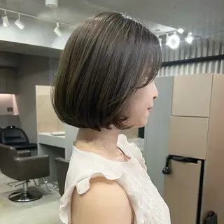 ショート カラー akane/オリーブ /ボブパーマのヘアスタイル