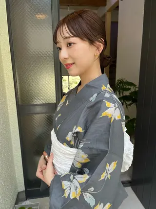 ヘアアレンジ 天神最安値エクステ カラーレイヤーカットのヘアスタイル