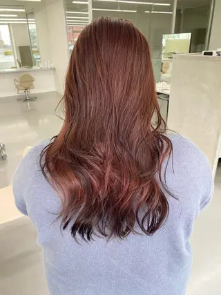 ロング 丸山 純奈のヘアスタイル