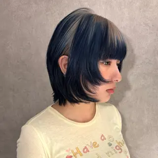 カラー YUI/ ハイトーン デザインカラーのヘアスタイル