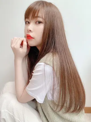 ロング カラー 小森 綾のヘアスタイル