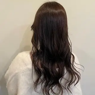 カラー KOKORO 中村 朱里のヘアスタイル