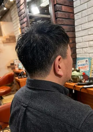 ショート カラー flencia 丸 和博|カットのヘアスタイル