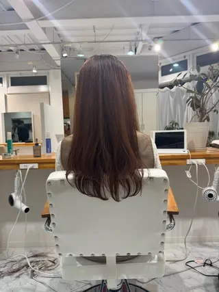 ロング 新美 恵里子のヘアスタイル