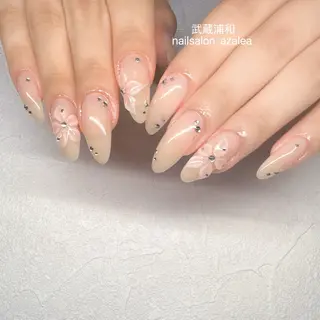 ネイル R inのネイルデザイン