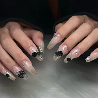 ネイル 彩 名のネイルデザイン