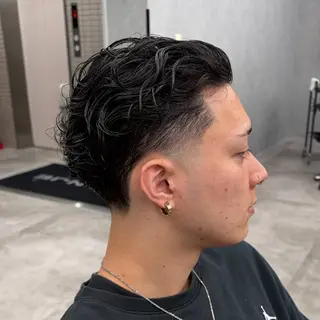 メンズ 志村 シュンスケのヘアスタイル