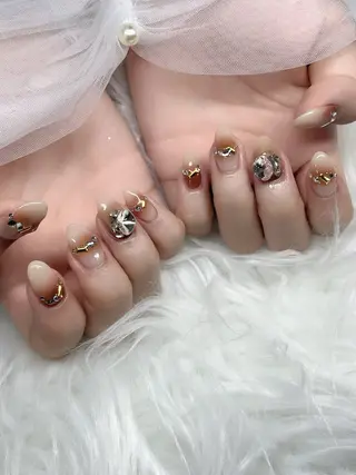 ネイル YOLO NAILのネイルデザイン