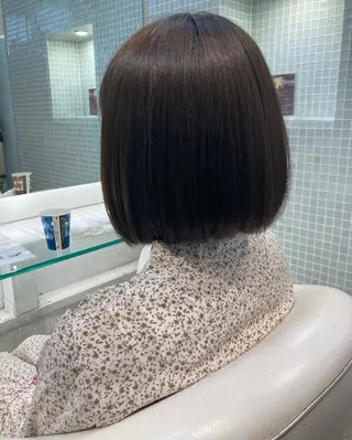ショート カラー 安永 里帆のヘアスタイル