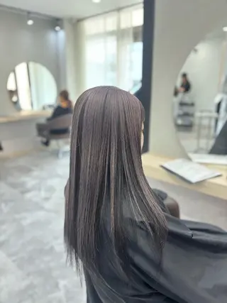 ロング カラー KEEN.渋沢/ 横溝小夏のヘアスタイル