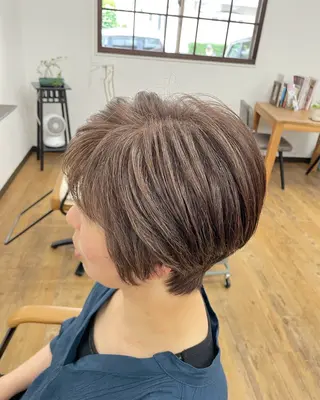 ショート カラー 【hair mic】 植田隆文のヘアスタイル