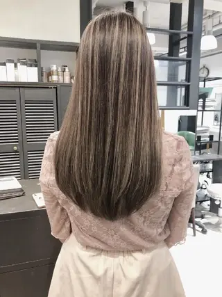 セミロング カラー ヘアアレンジ 透明感/レイヤー 🇰🇷tomonaのヘアスタイル