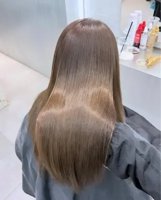 ロング sera 🎀ベージュのヘアスタイル
