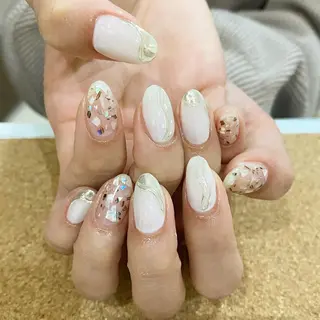 ネイル 板垣 綾乃のネイルデザイン