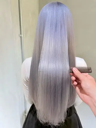 ロング マエダ マサシのヘアスタイル