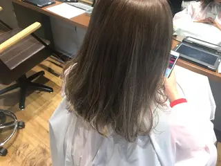 セミロング カラー mayo 🐄🌈のヘアスタイル
