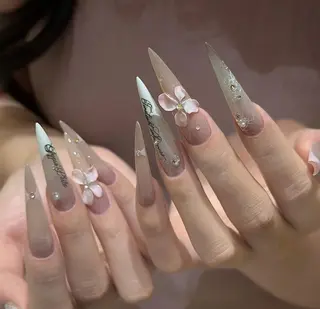 ネイル 🎀 NaNa_nailのネイルデザイン