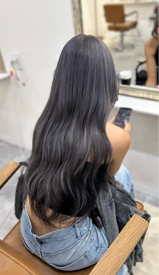 カラー 西山 るいのヘアスタイル