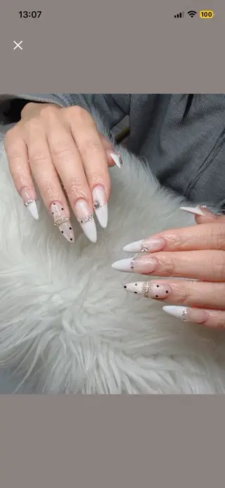 ネイル Lee Nailsのネイルデザイン