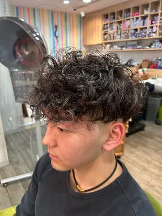 パーマ メンズ 西院LOOP sayakaのヘアスタイル