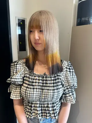 ミディアム ブリーチ特化/ 派手髪/デザイン🎨のヘアスタイル