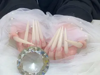 ネイル HANA 長さだしのネイルデザイン
